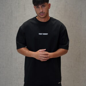חולצה 'TRUST' שחור